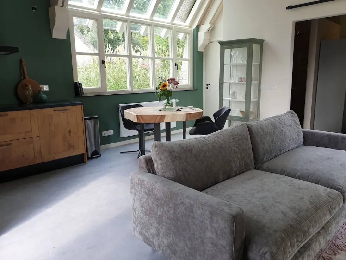 Atmospheric 2 Person House on the Edge of Leende