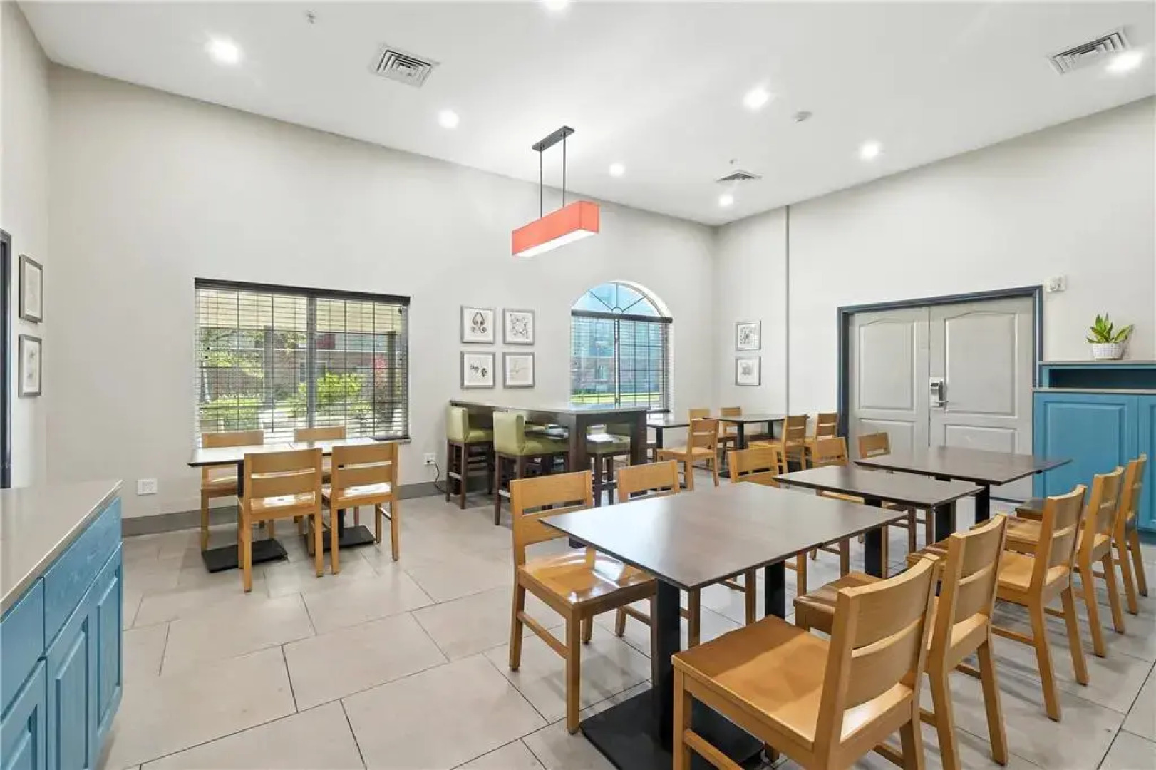 Country Inn & Suites by Radisson, Merrillville, IN