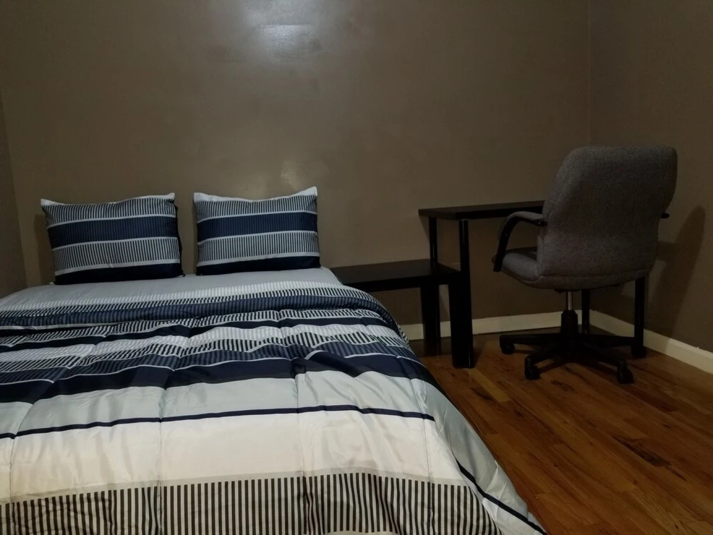 Private Rooms near EWR & NYC