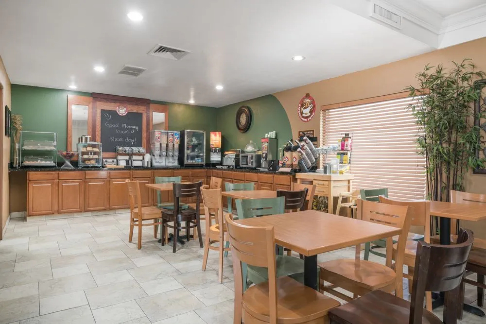 AmericInn Hotel & Suites Johnston