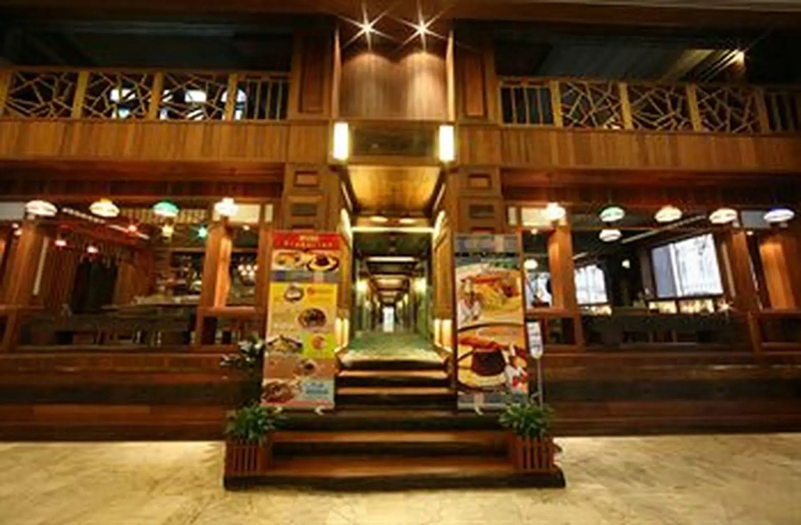 Grand Diamond City Hotel & Casino