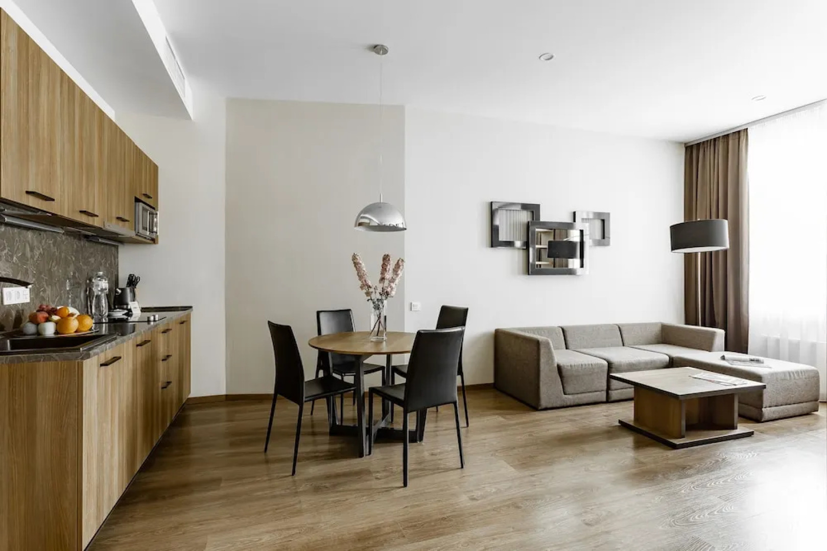 Отель Senator Maidan