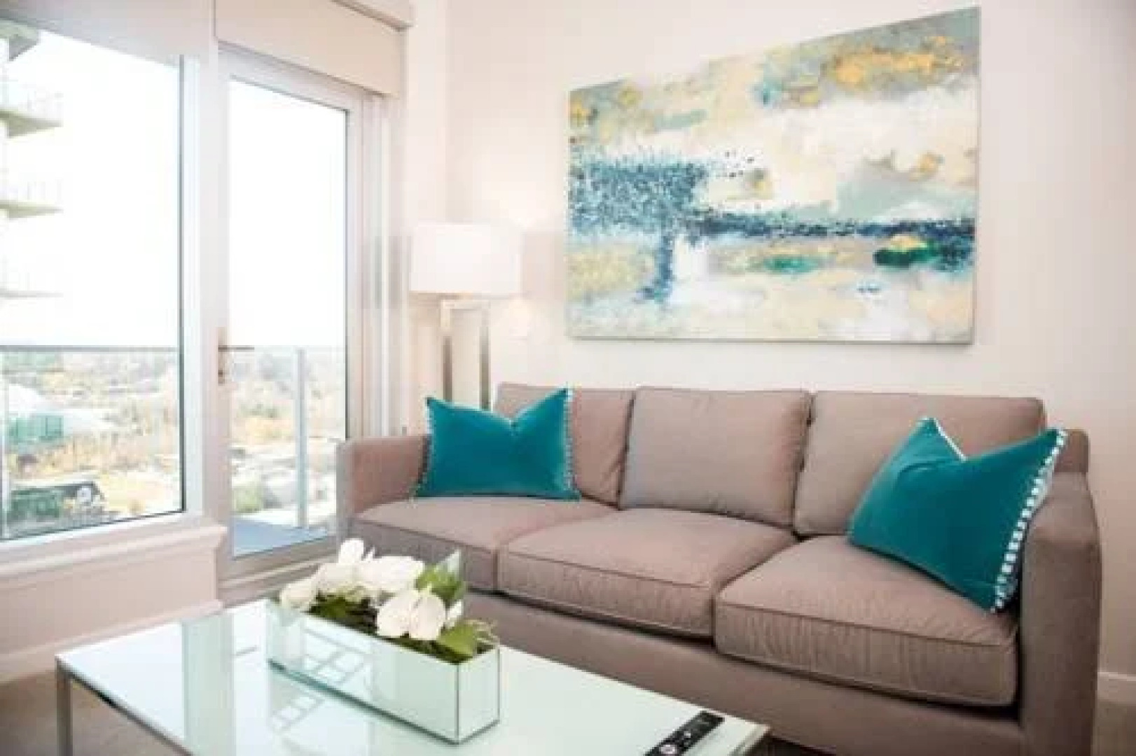 Executive Suites by Roseman - Allura