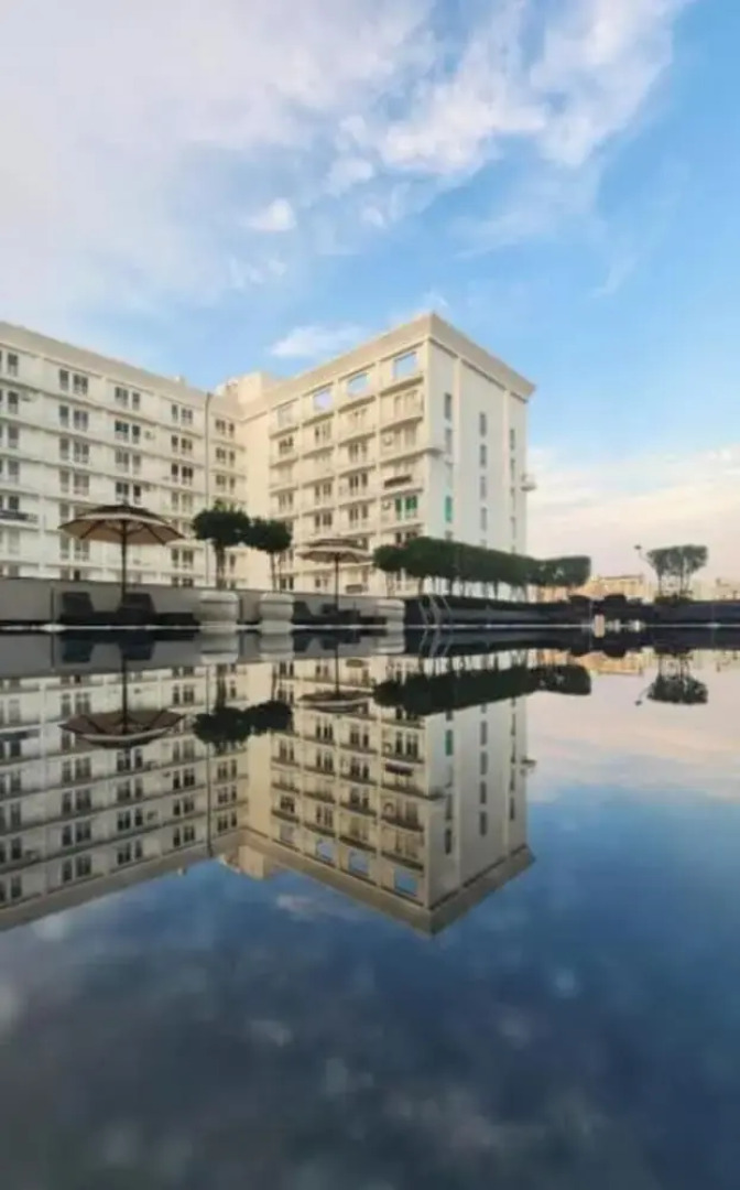 The Origin Suites opp Hyatt Regency