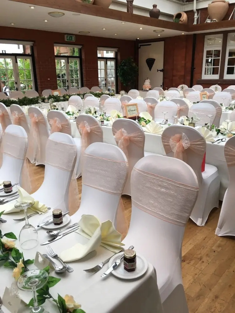 The Carre Arms Hotel