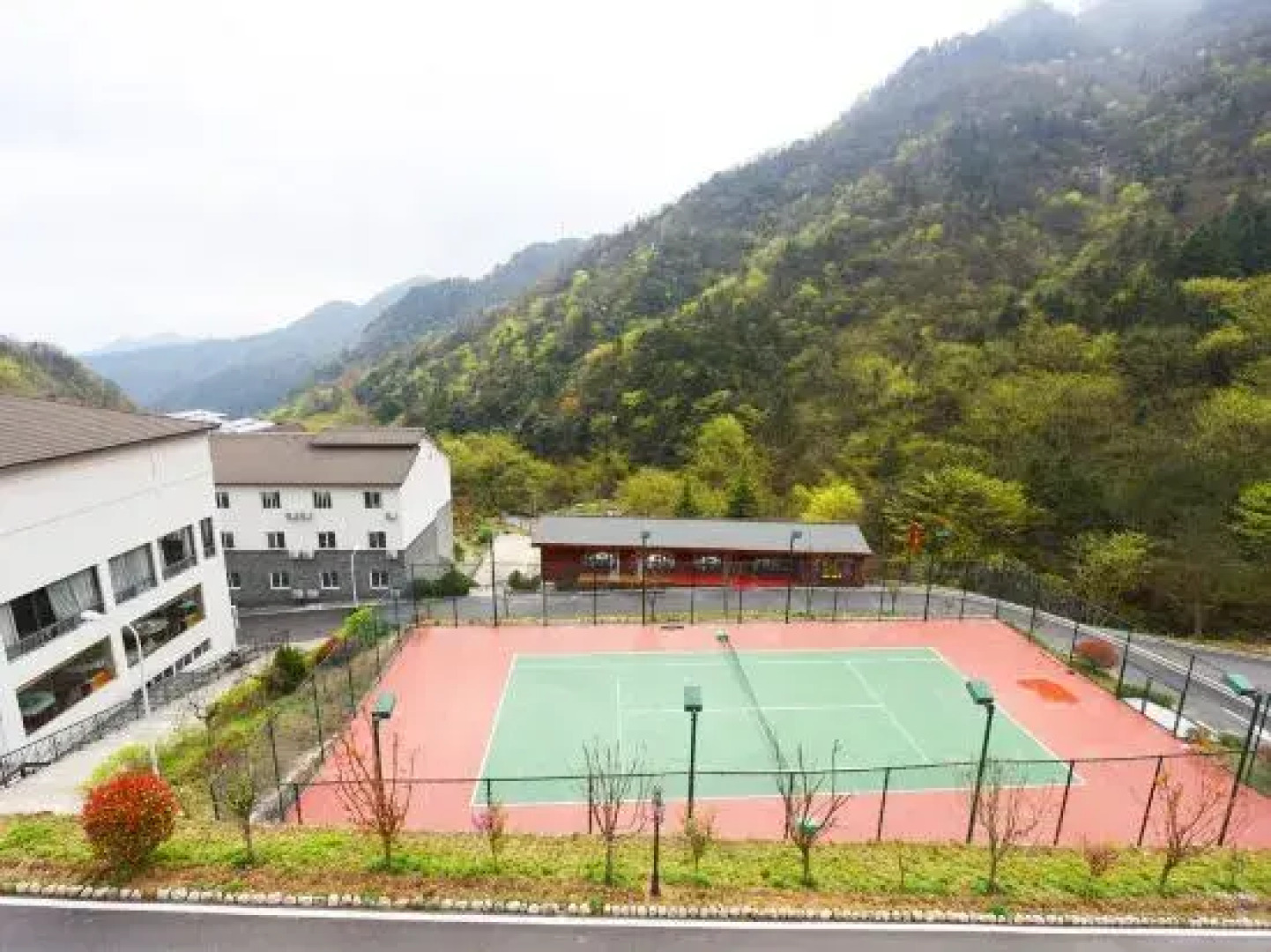 Tiantangzhai Holiday Hotel