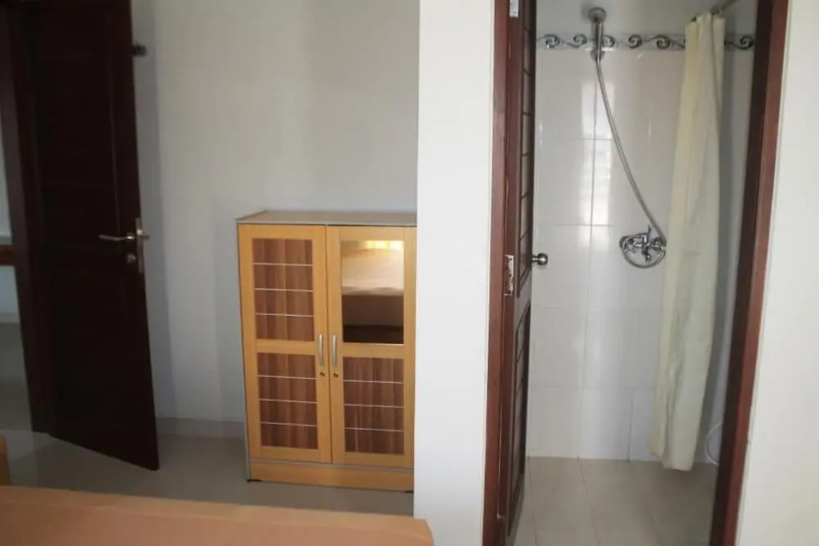 Suwardika Homestay and Dormitory - Hostel