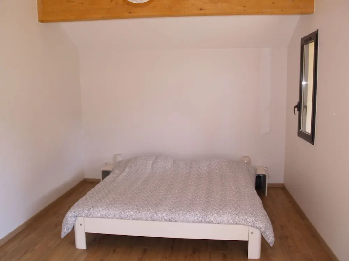 Quaint Chalet in Selonnet With Terrace