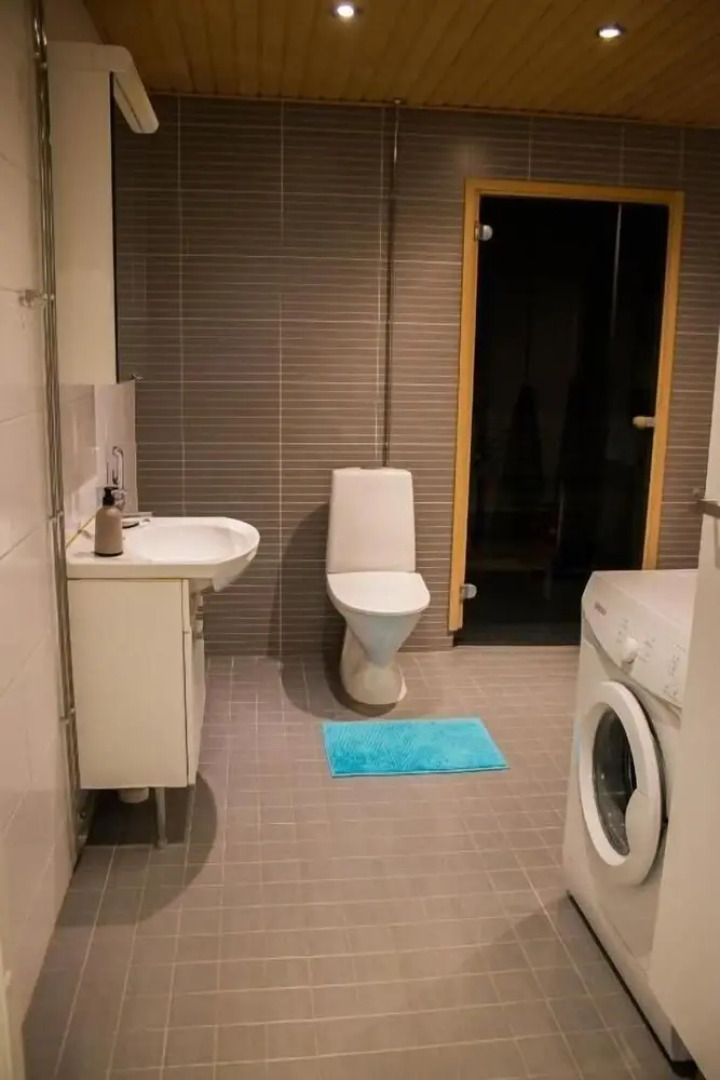 Kotimaailma CenterHouse saunalla