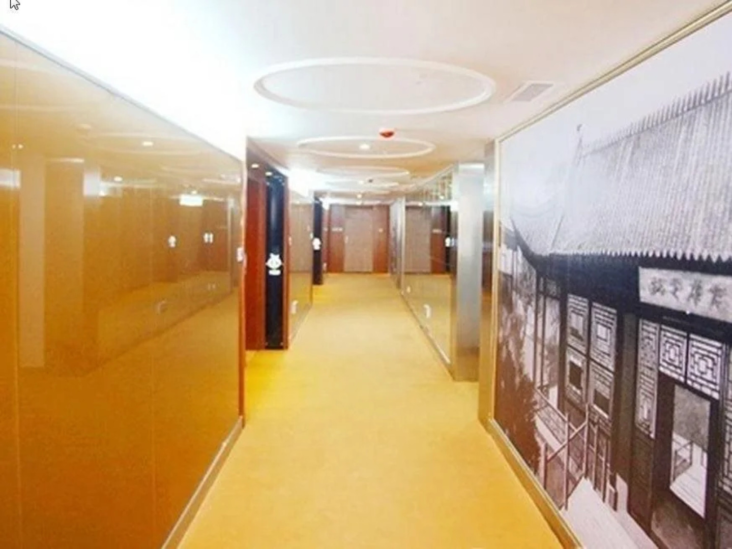 Apple Designer Hotel