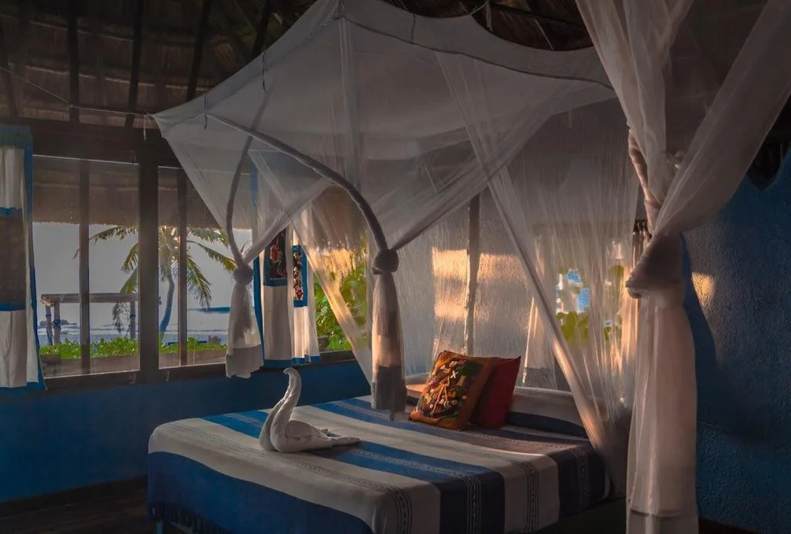 Hemingway Romantic Eco Resort