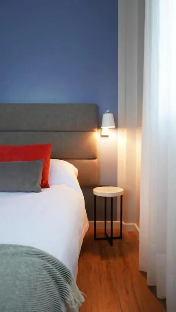 Tolstov-Hotels Large 3 Room Apartment