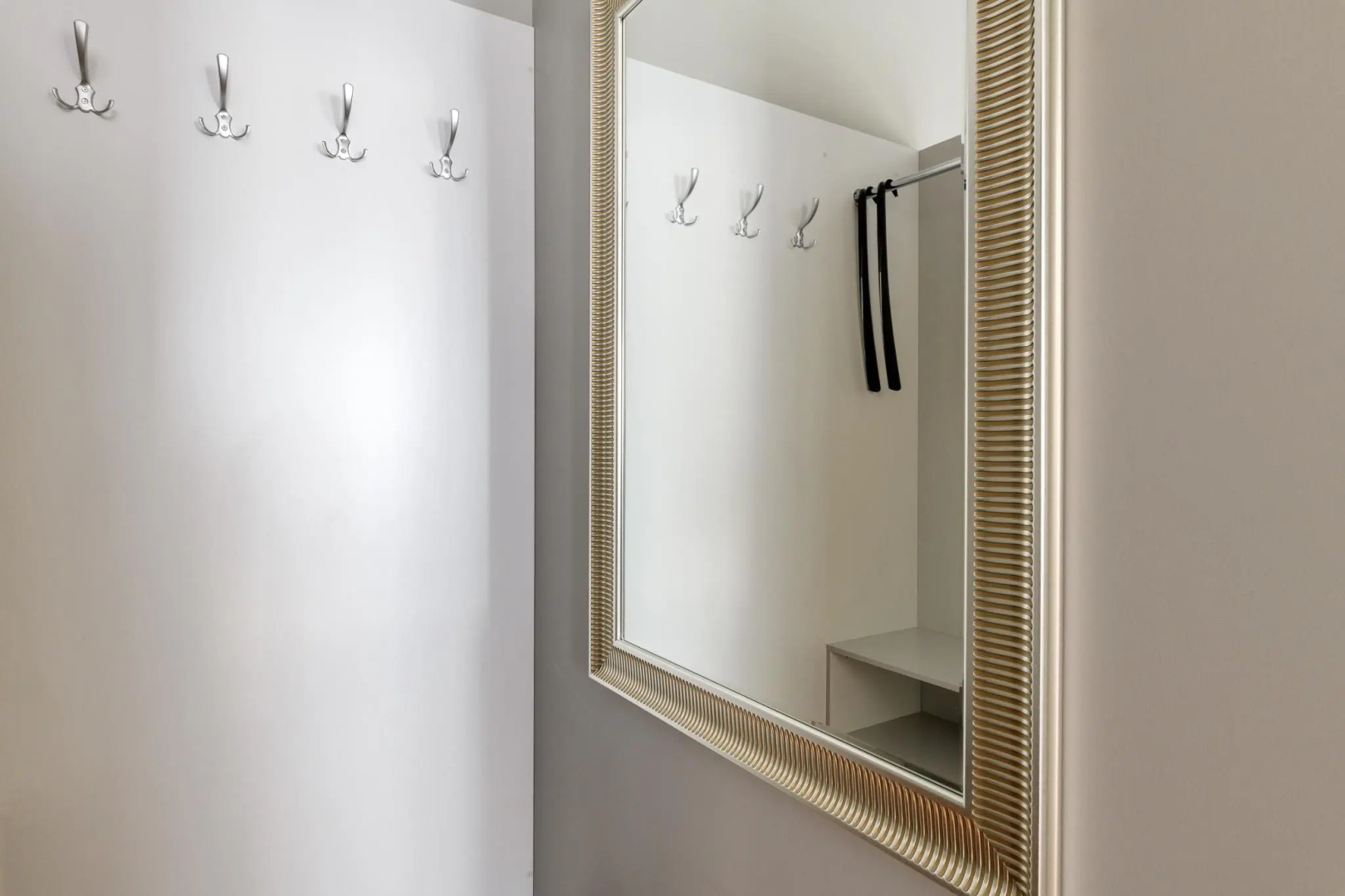 Апартаменты Sutki Rent (Сутки Рент) у Дворцовой плoщaди