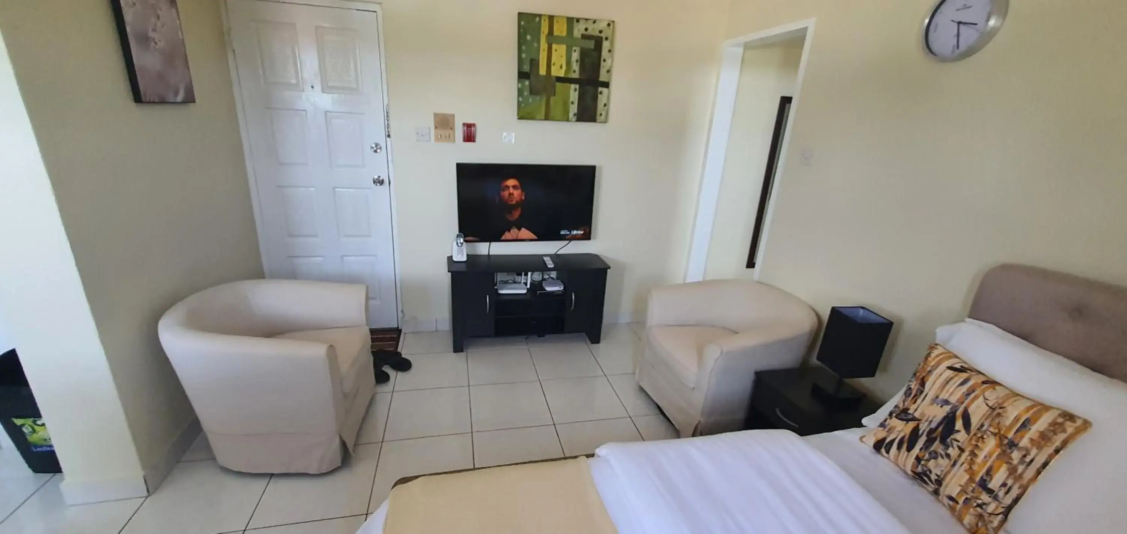 Hastings Towers 4D - Studio Apt Opp Beach