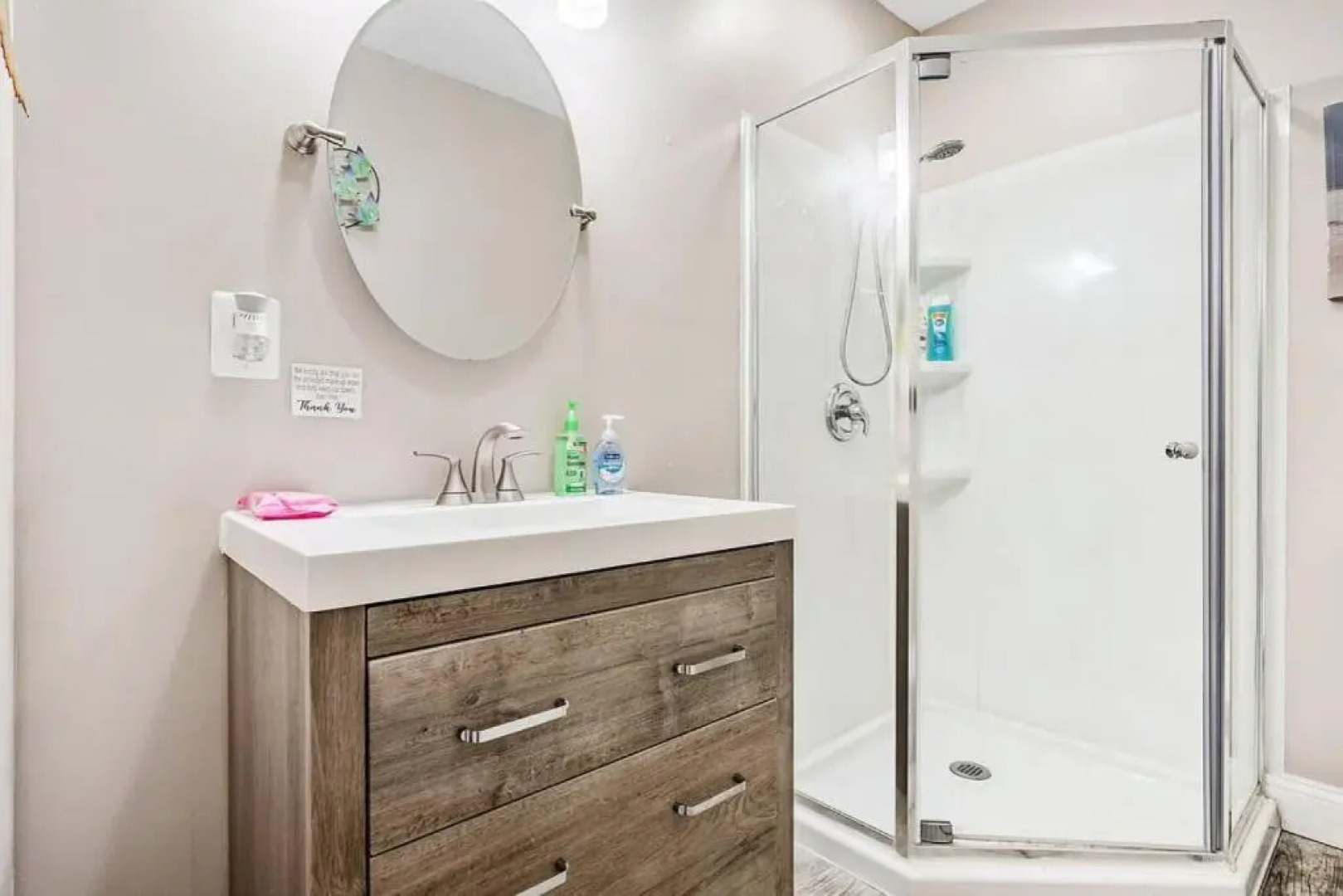 Close to AC Steps to Beach Parking