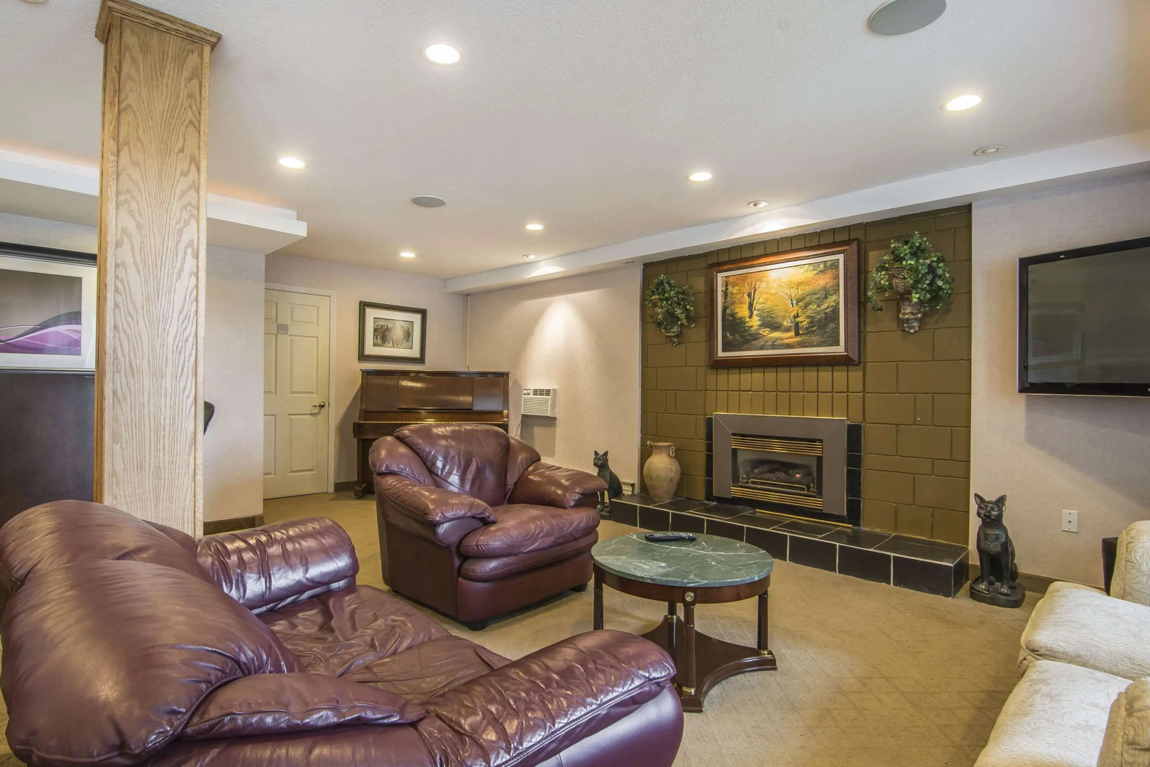 Prestige Riverside Lodge