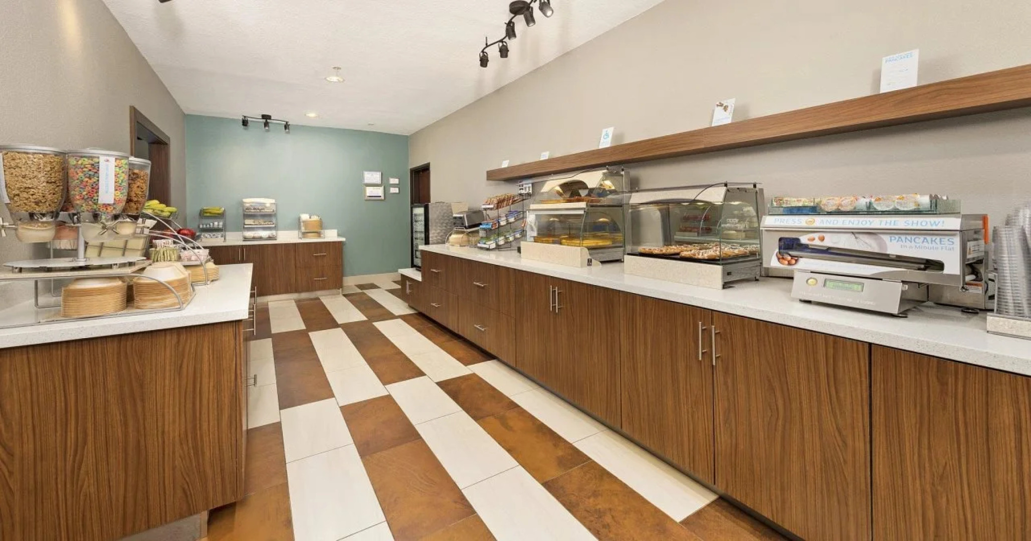 Holiday Inn Express Hotel & Suites Conroe I-45 North by IHG