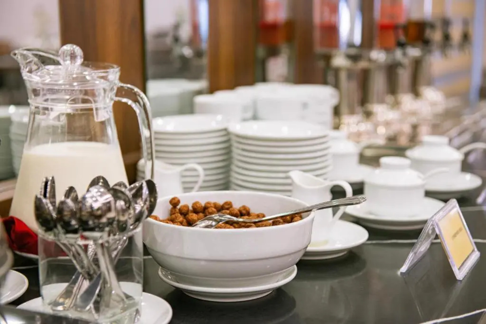 Western Skyline Hotel