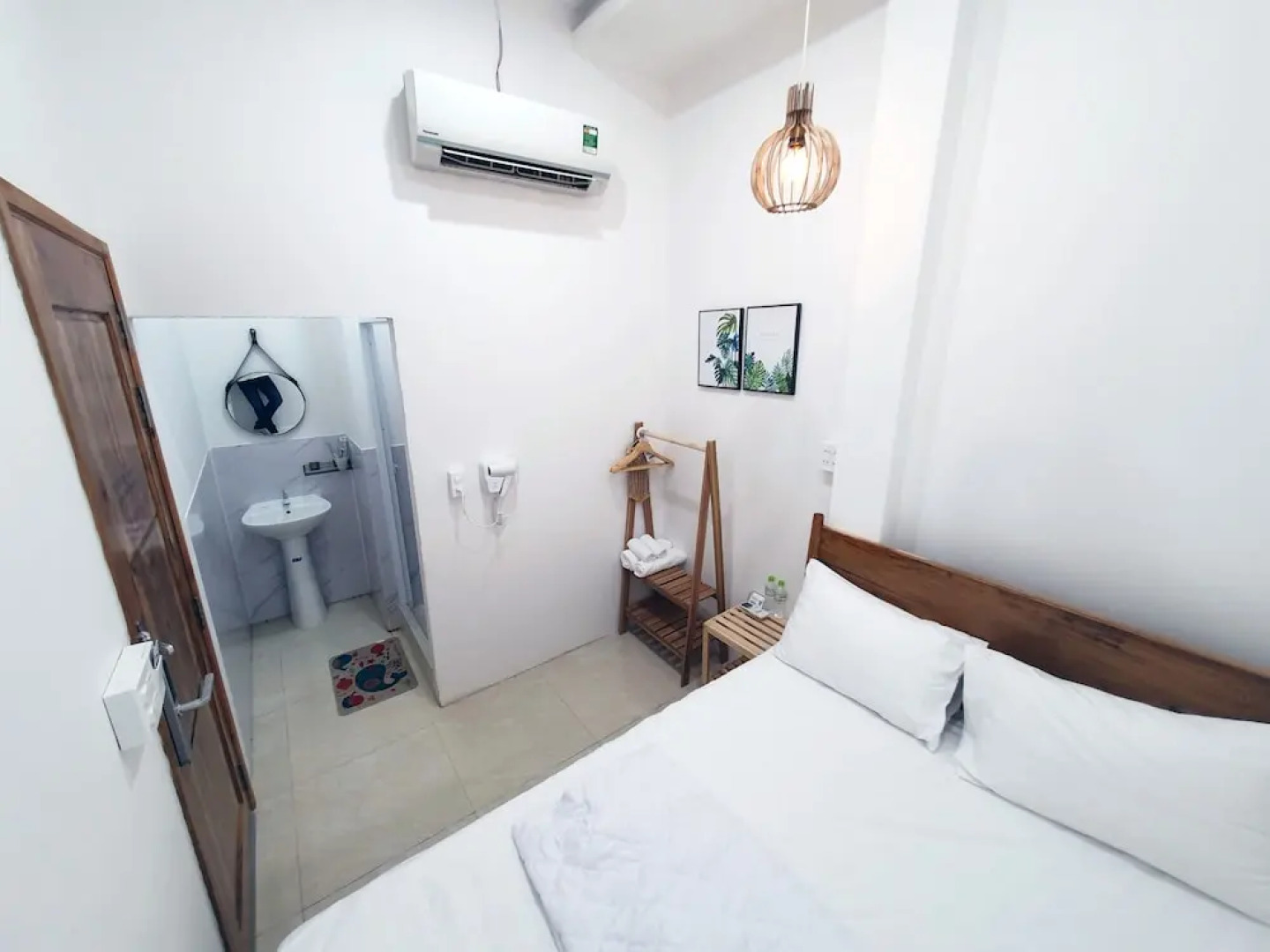 Hero Hostel & Billiards