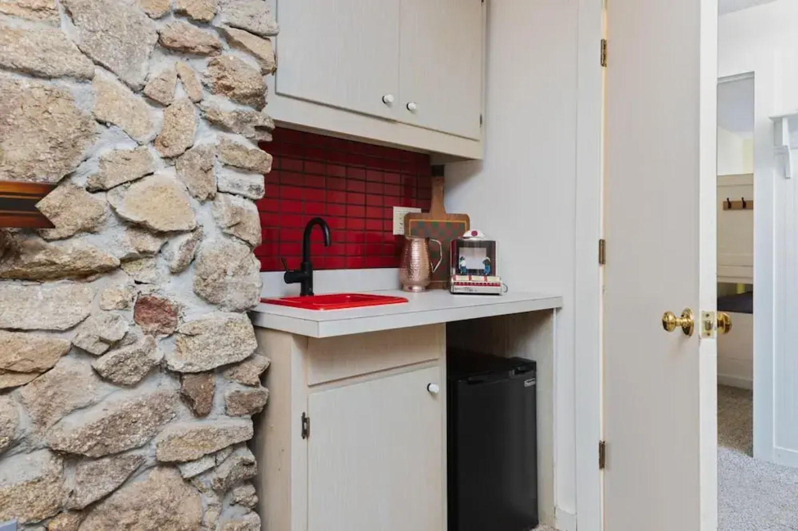 Ski-in out Mountain Home-jacuzzi Sauna Wintergreen