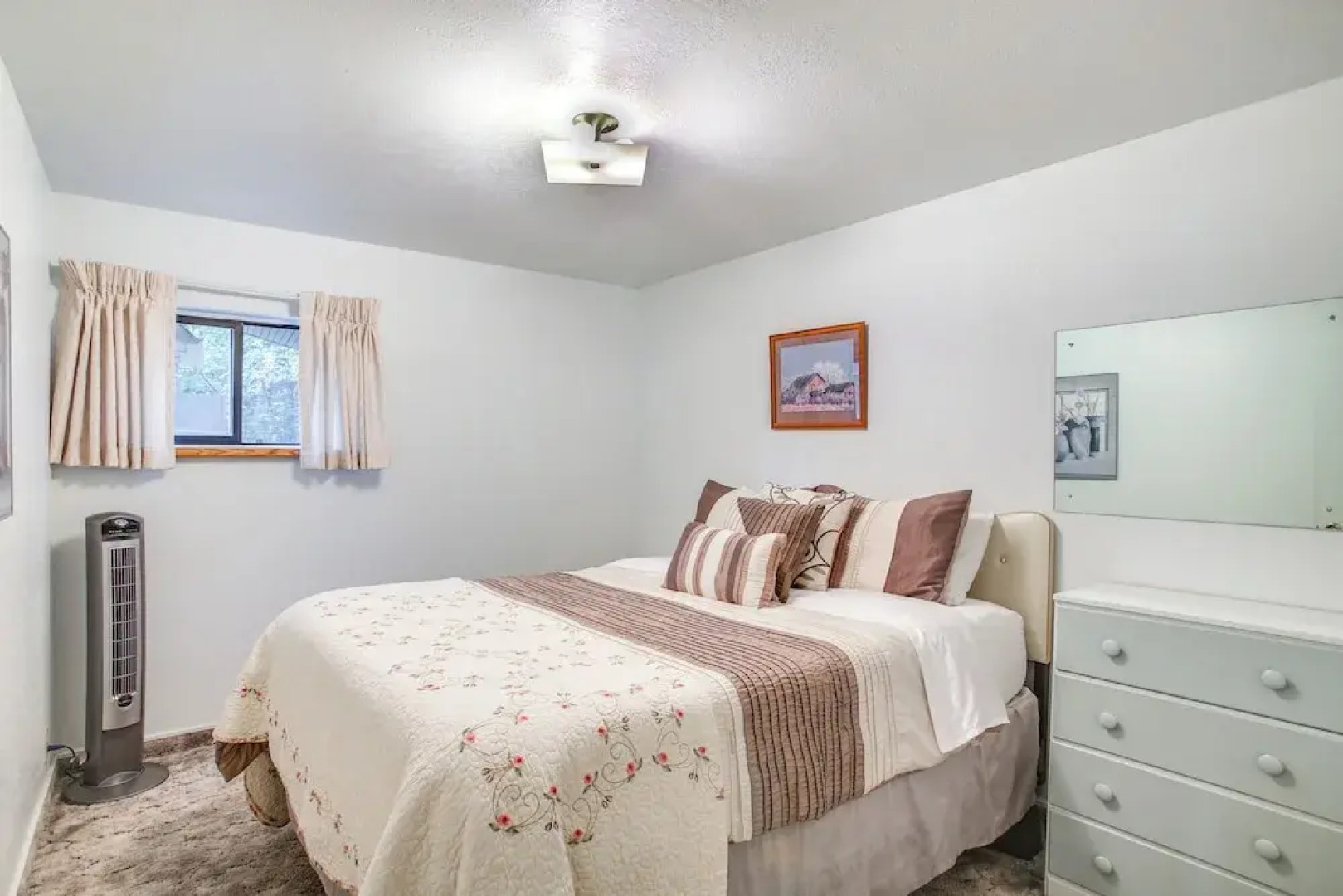 Coeur D'alene, Idaho Lake House W/beautiful Views!