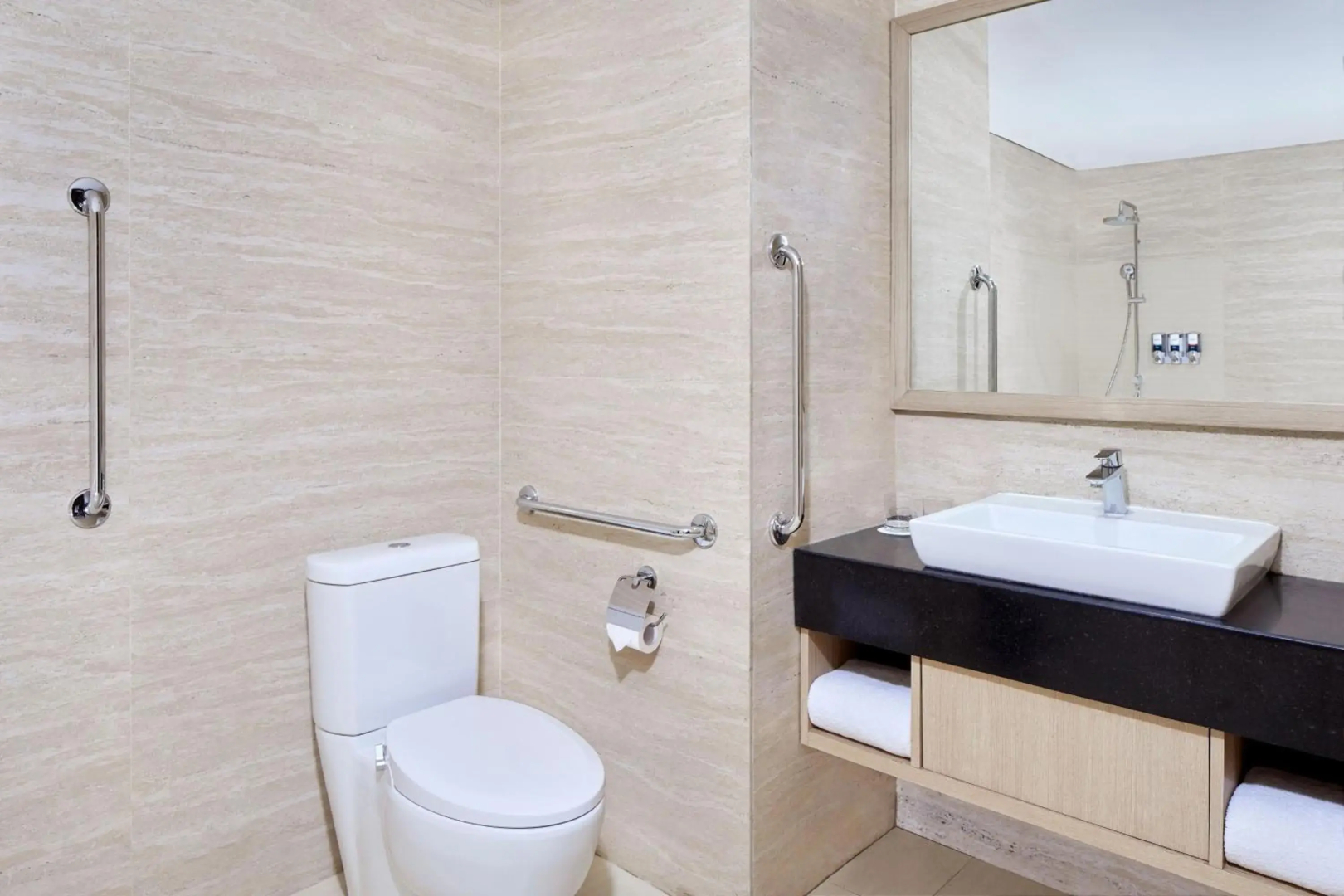 Four Points By Sheraton Makassar