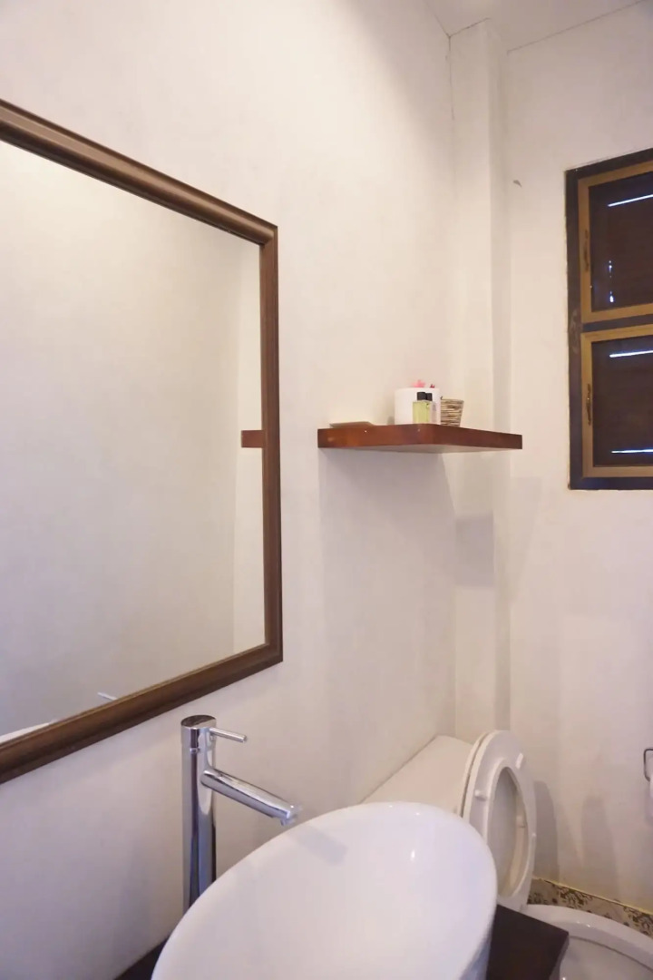 Sri Chiangkhan Hotel