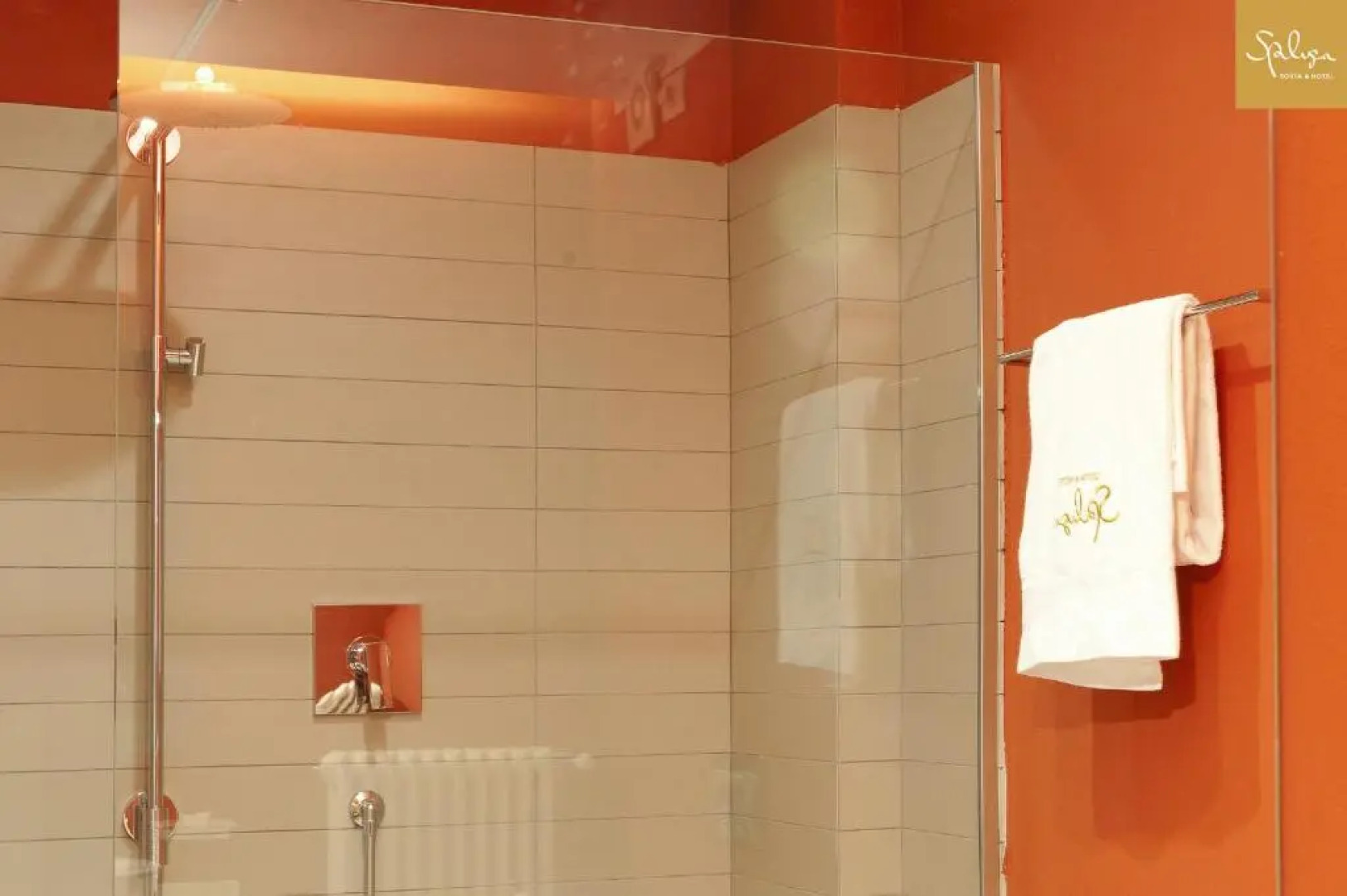 Spluga Sosta & Hotel