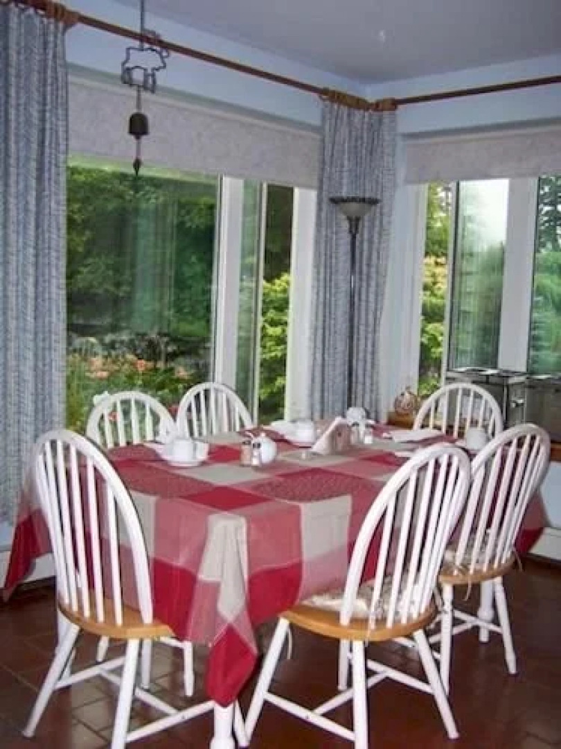 Beside the Trail Bed & Breakfast