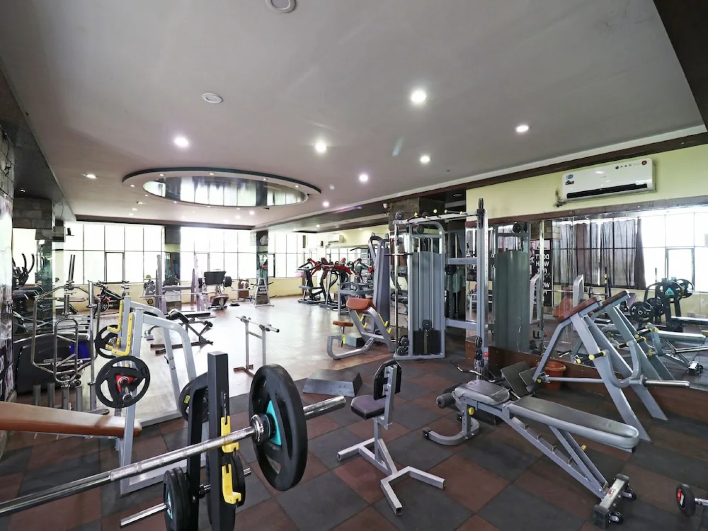 OYO 22872 Hotel Shivam Fort View