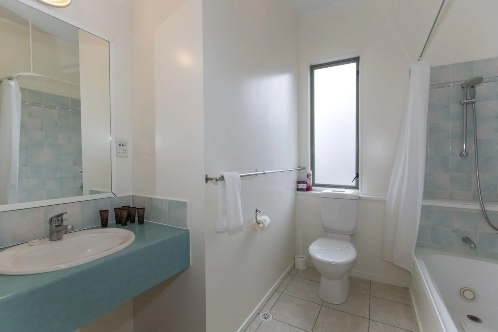 Asure Fernhill Motor Lodge