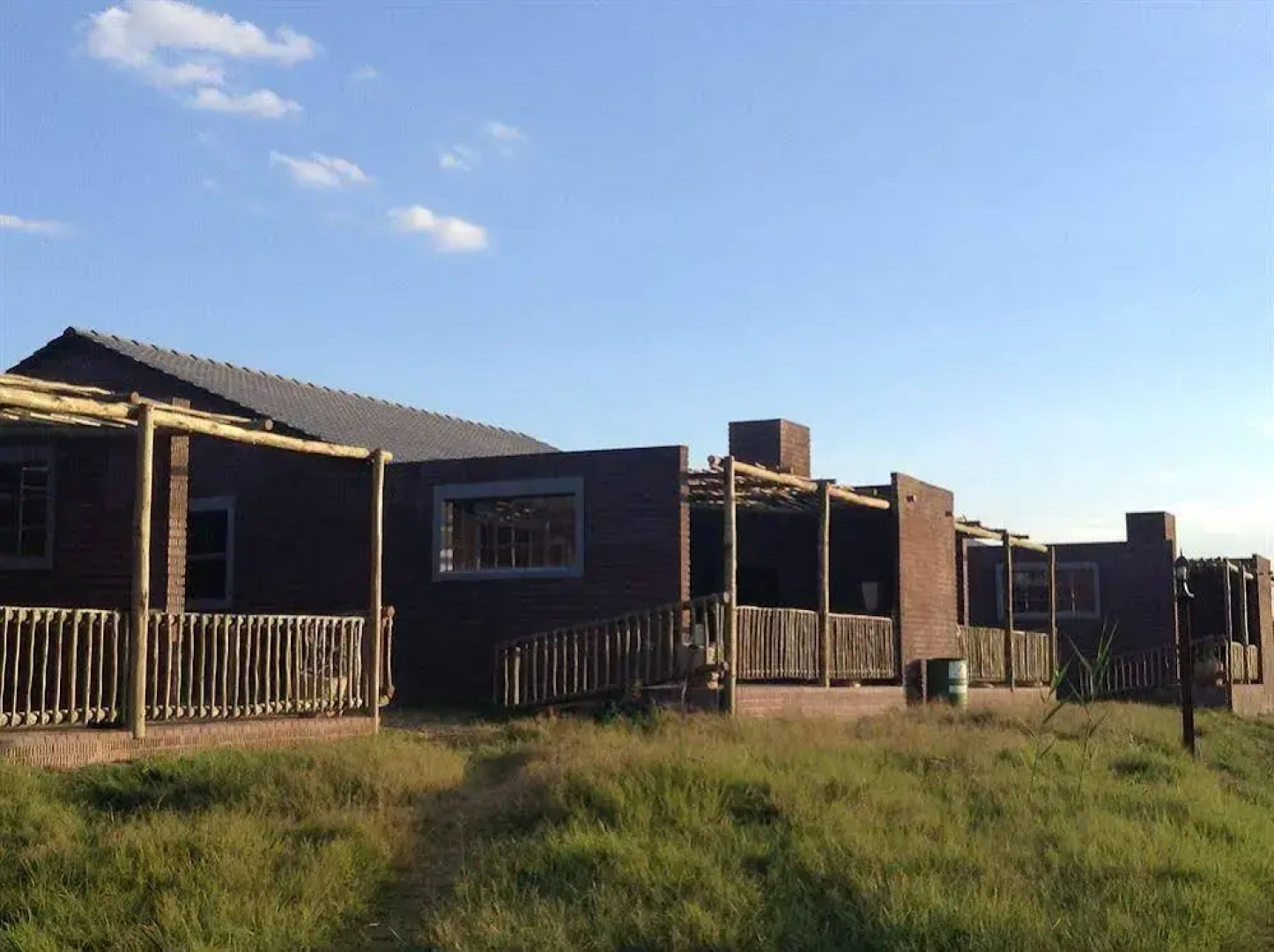 Reinheim River Chalets & Caravan Park