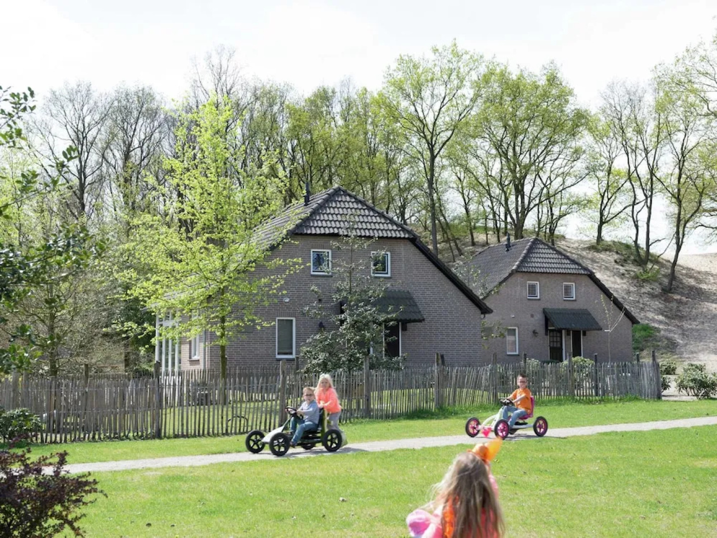 Holiday Home With a Terrace at Bedafse Bergen