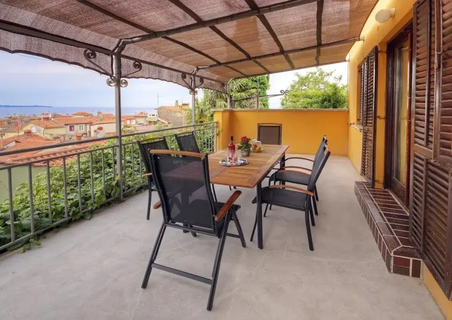 Holiday Home Amazing view