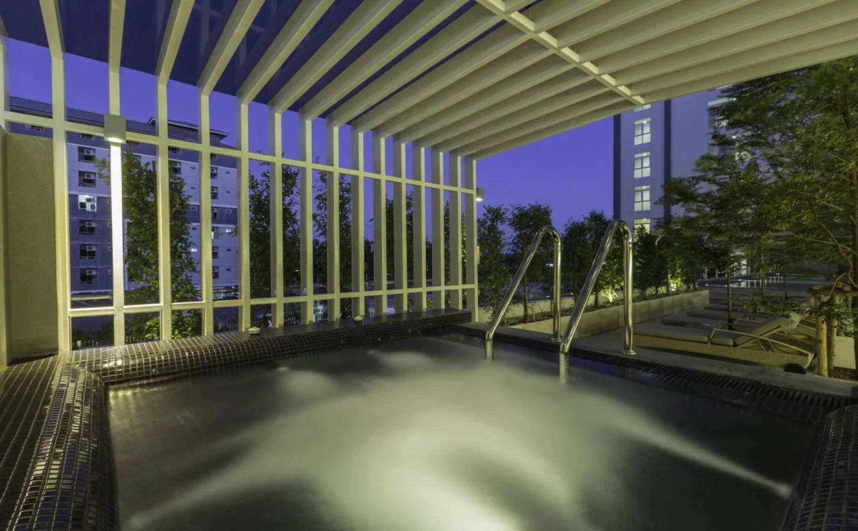 Kantary Hotel & Serviced Apartments Amata, Bangpakong