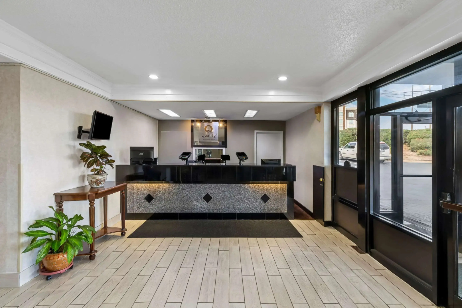 Quality Inn Marietta near Dobbins ARB