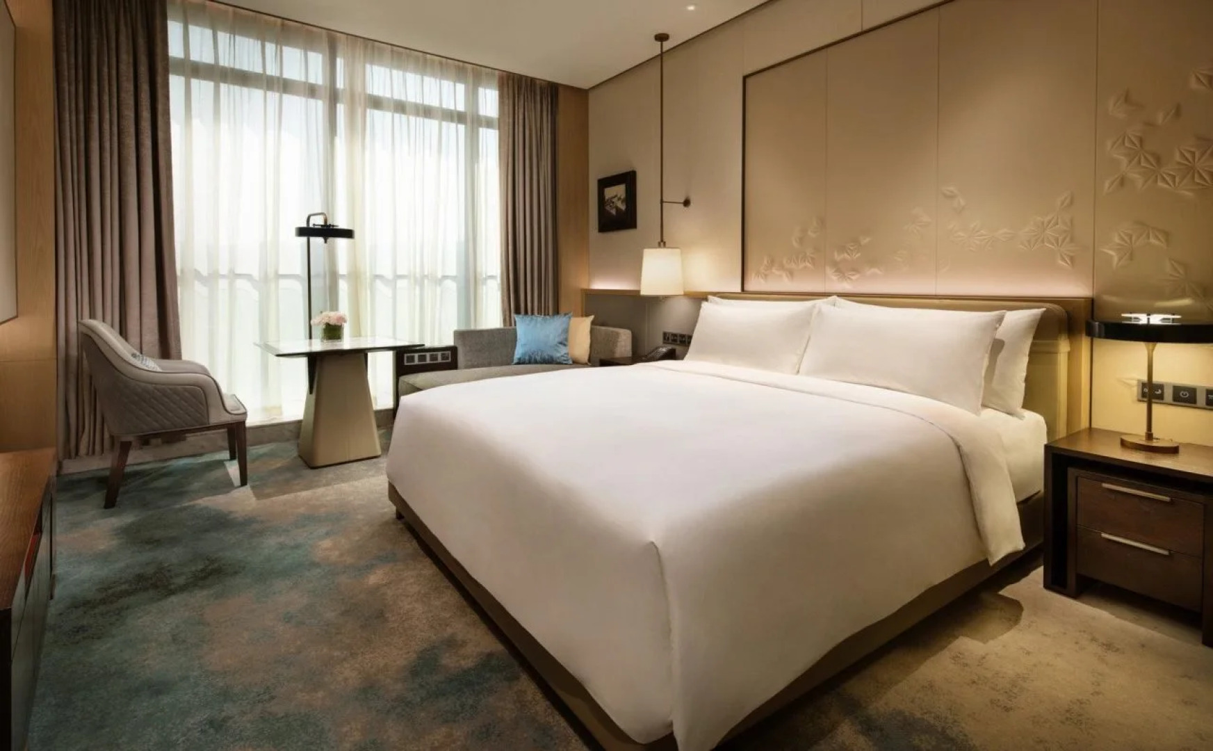 Crowne Plaza Xiangxi