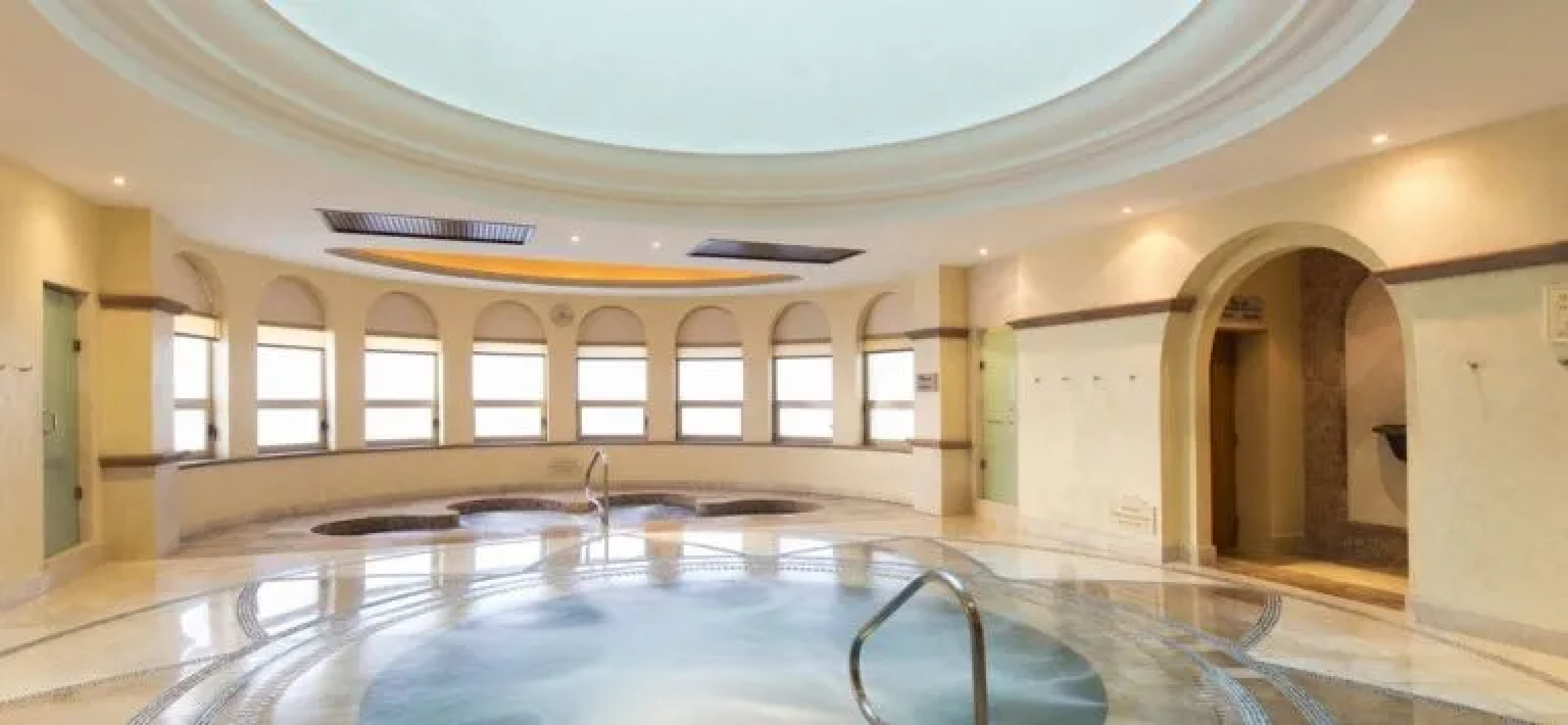 Villa del Palmar Residences