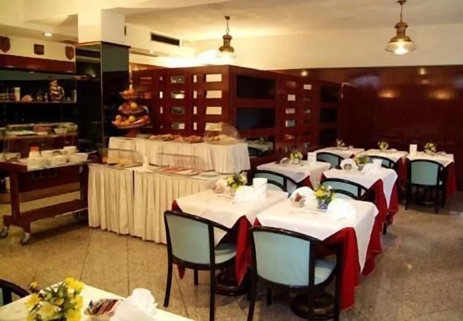 Hotel Crystal & Residence