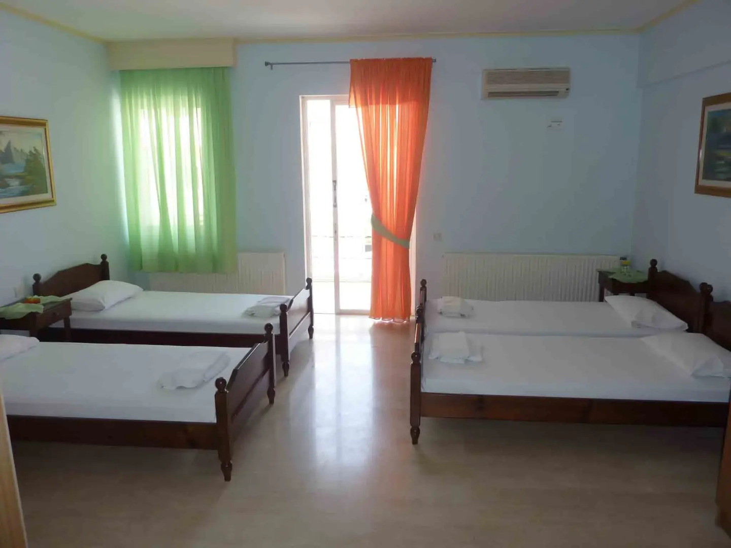 Hotel White Rose Beach