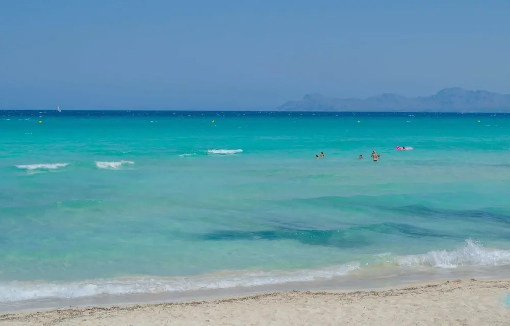 Villa With Pool & Terrace