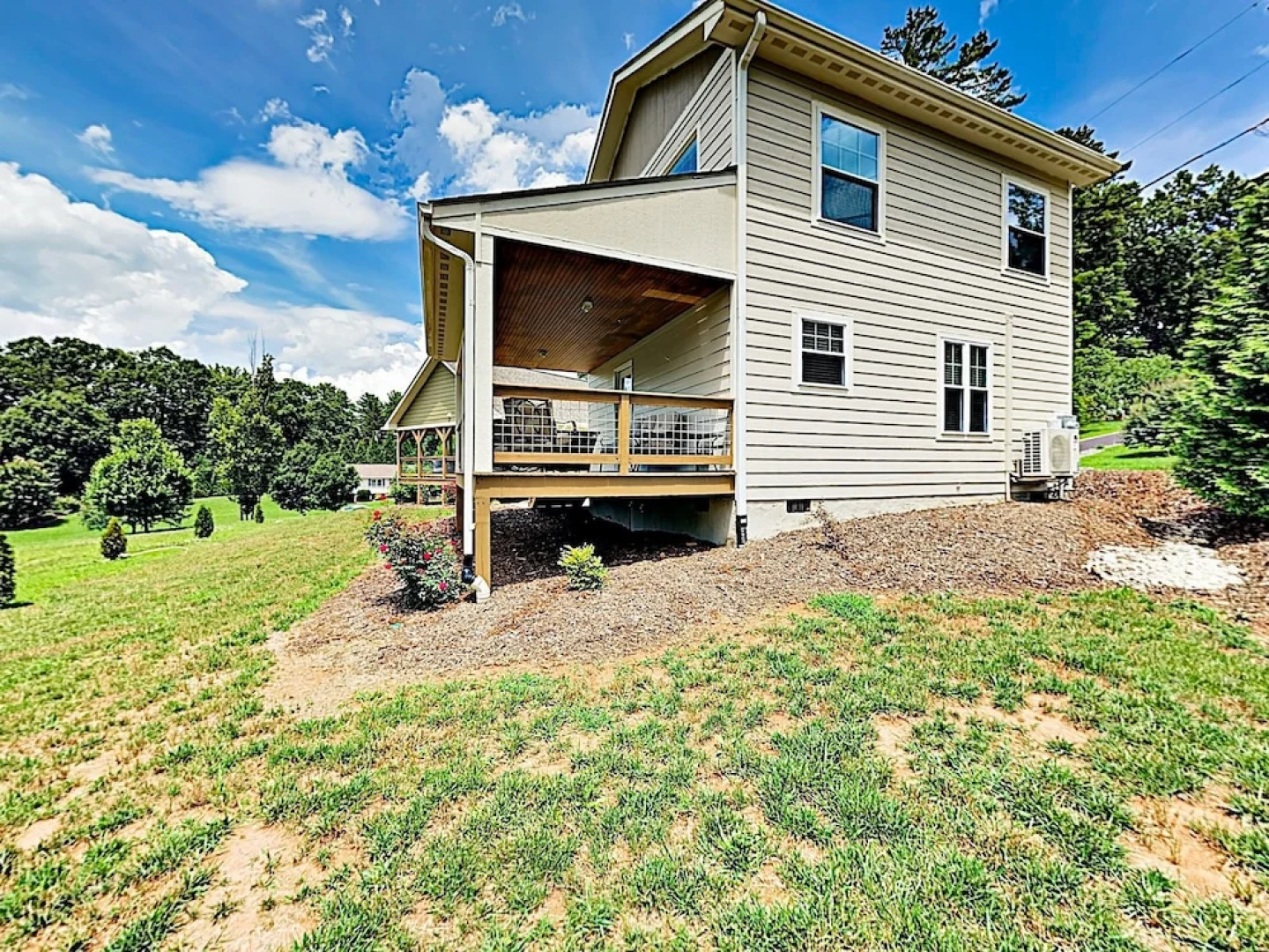 37 Asheville - 3 Br Cabin