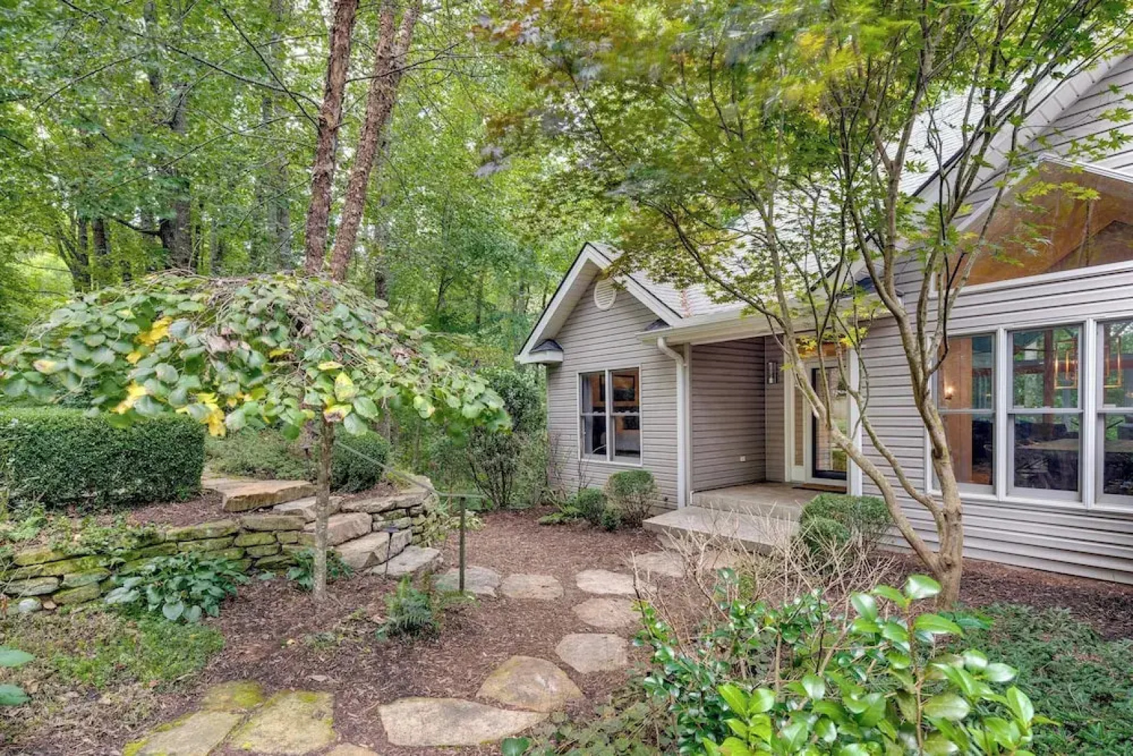 Blue Ridge Mountain Retreat: Deck & Sunroom!