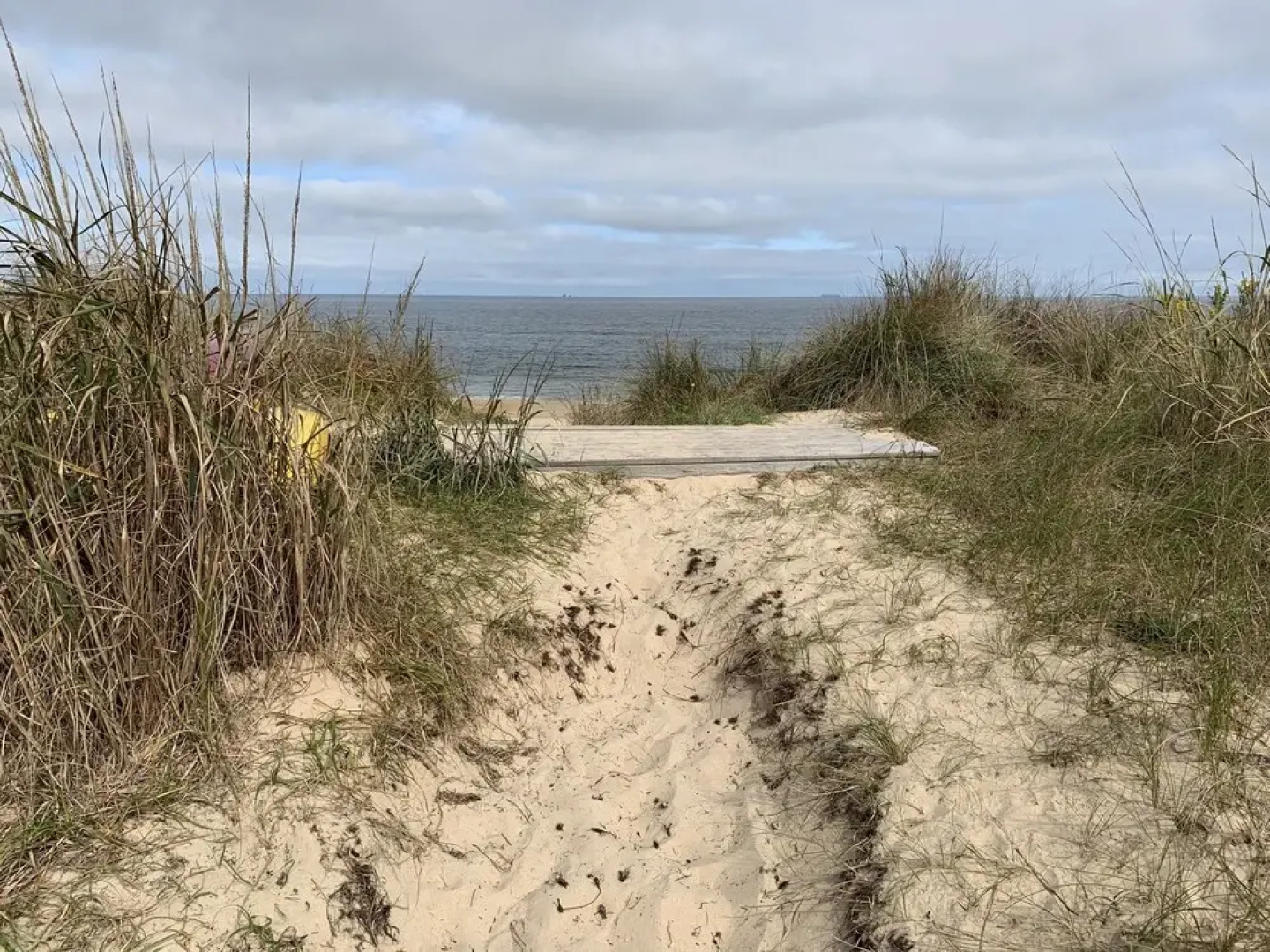 Sandy Dunes At The Beach - Beachfront, Wi-fi, Pets 3 Bedroom Home by RedAwning