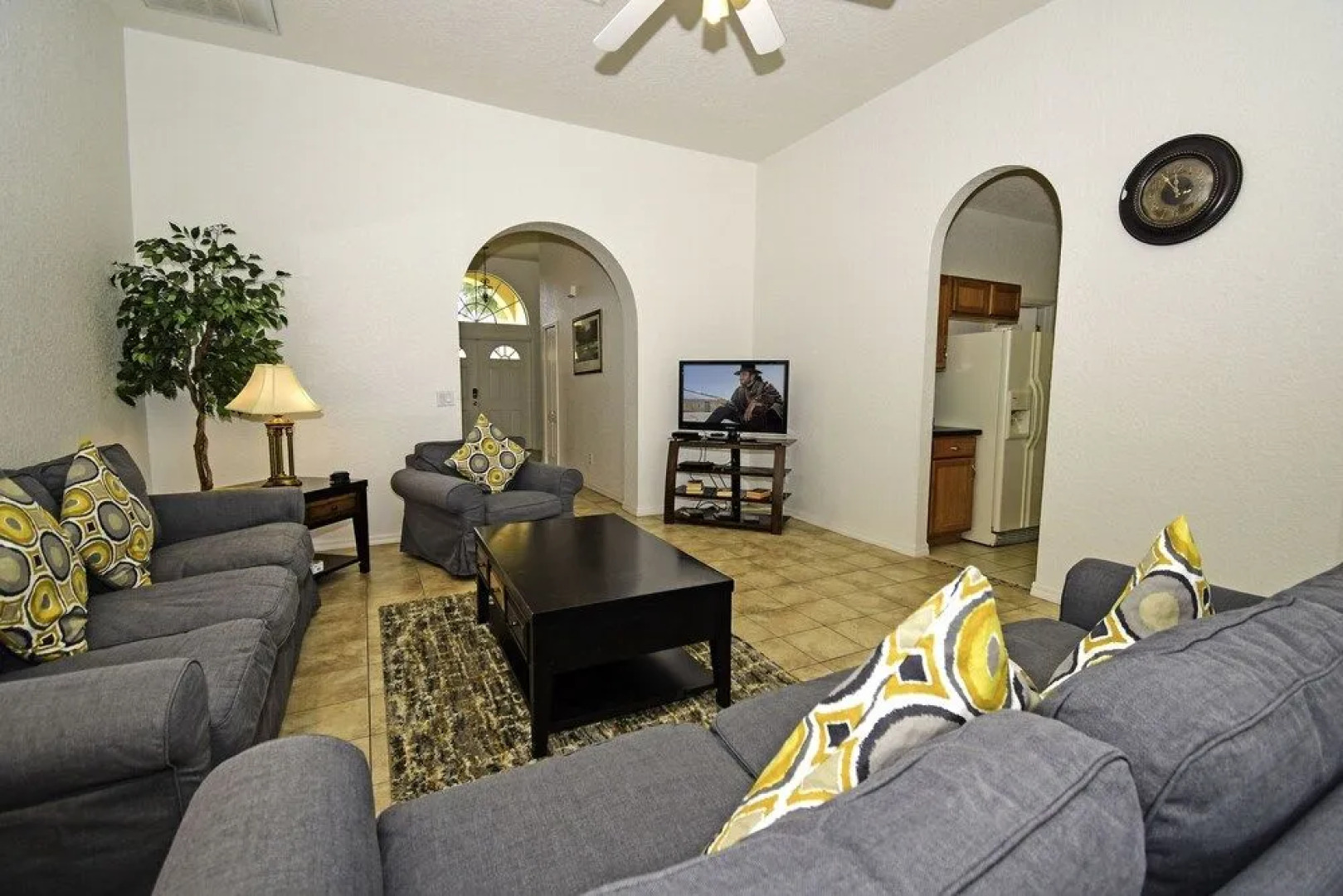 513BIRK Southern Comfort 4 Br villa by RedAwning