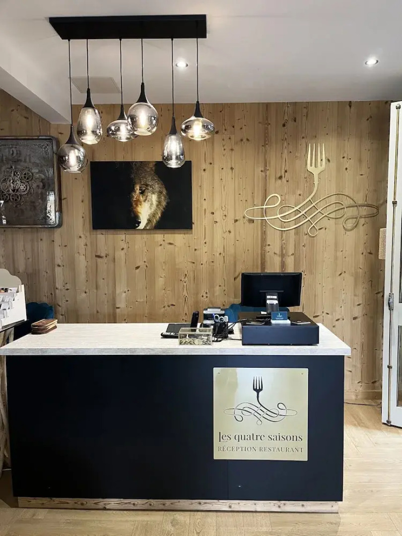 Hôtel Restaurant Les Quatre Saisons