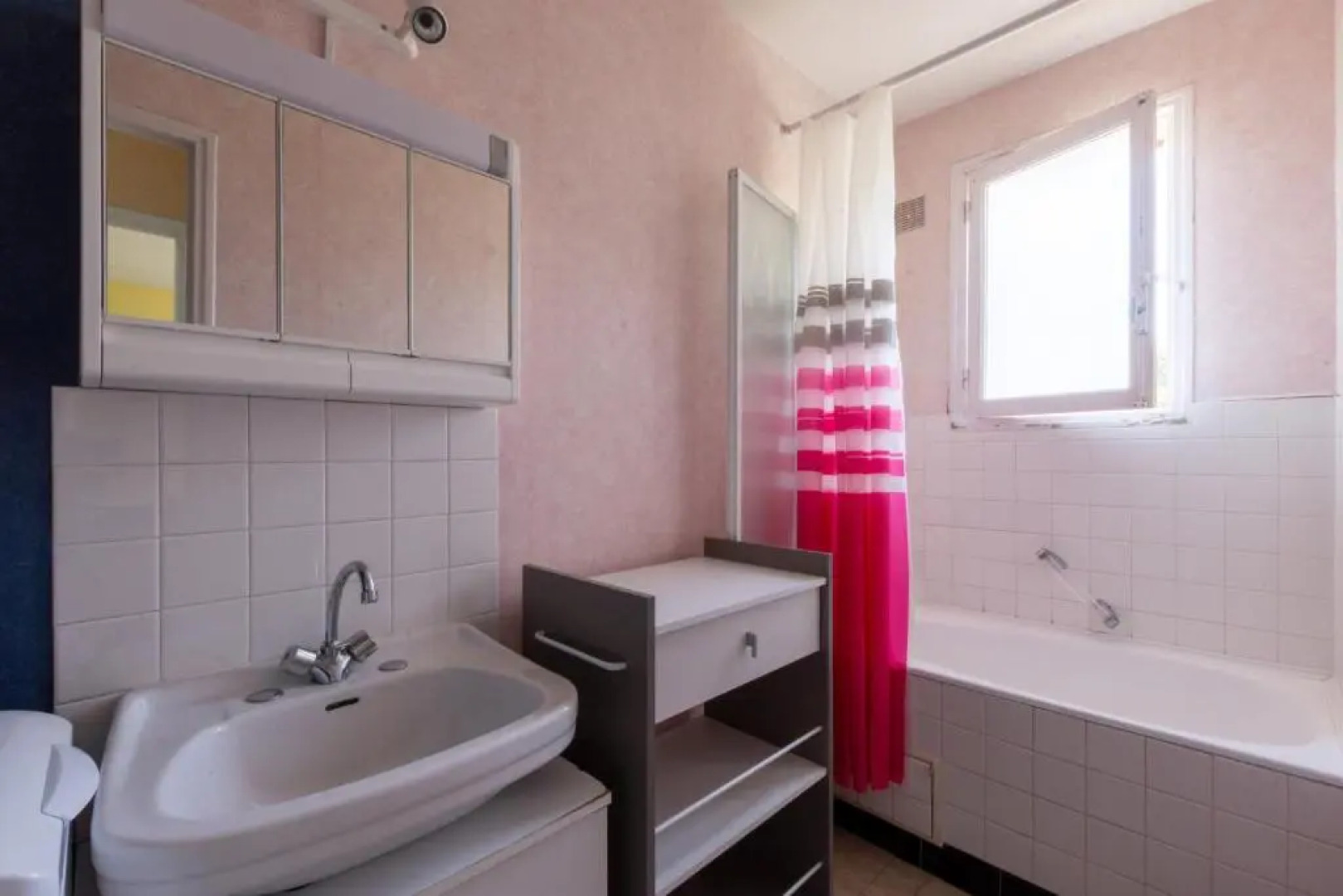 La Petite Isle - Maison et jardin - plage à 200 m