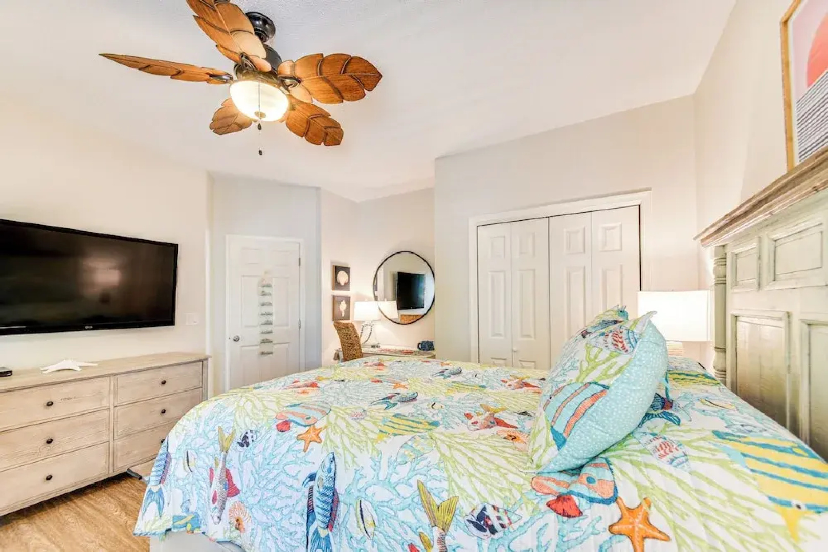 Spacious Outer Banks Home - Golf & Beach Access!