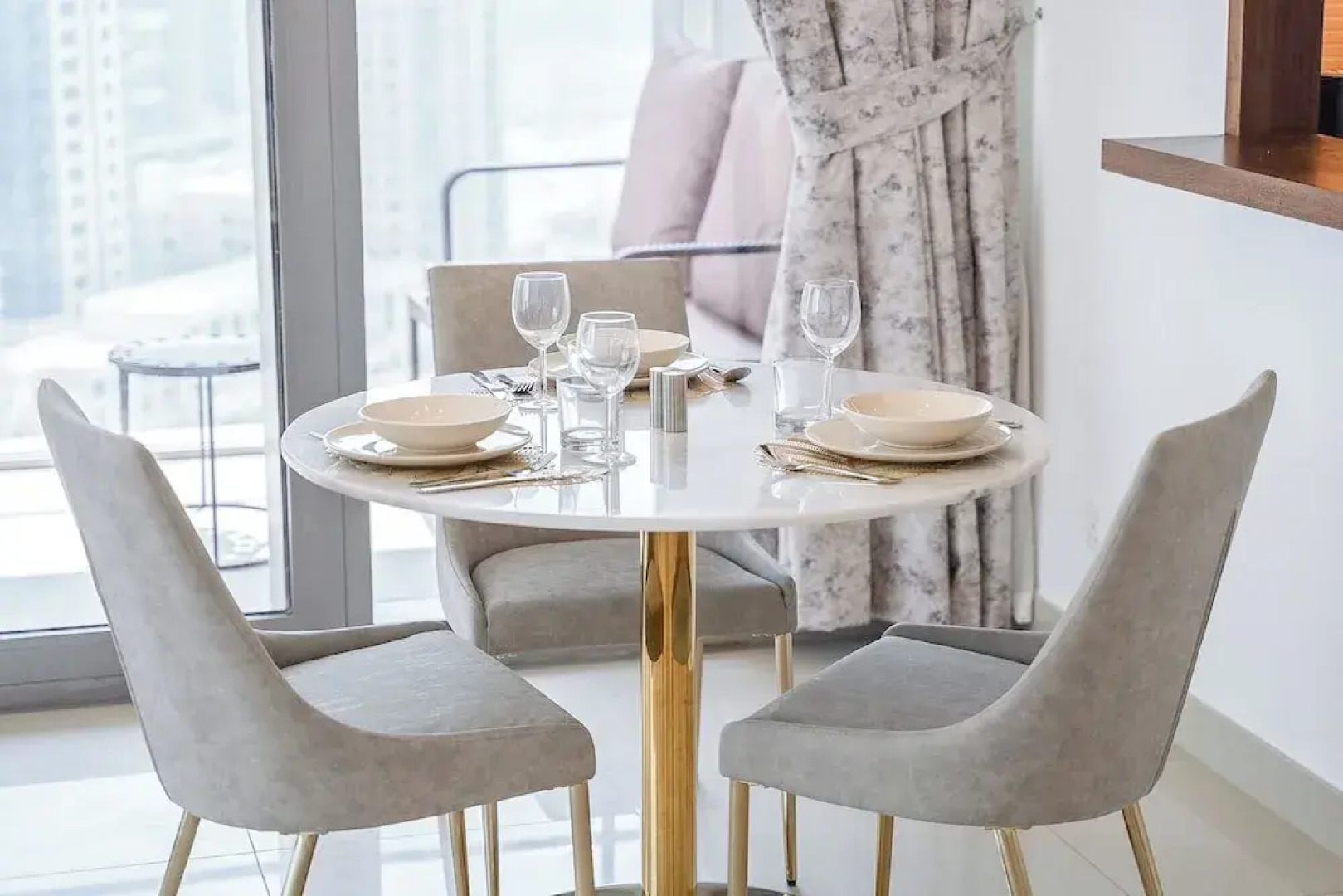 Direct Dubai Mall Access Downtown Boulev