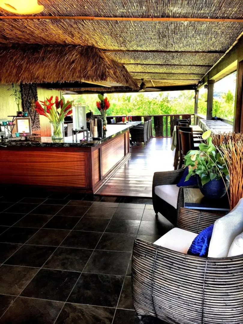 Paradise Bay Resort